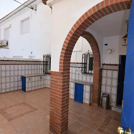 Casa Cava, C Merida 7 * Nerja