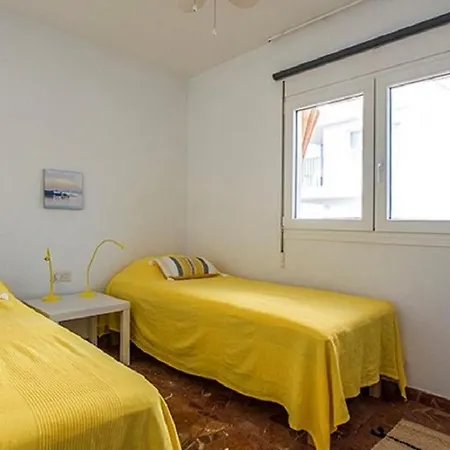 Casa Cava, C Merida 7 Нерха