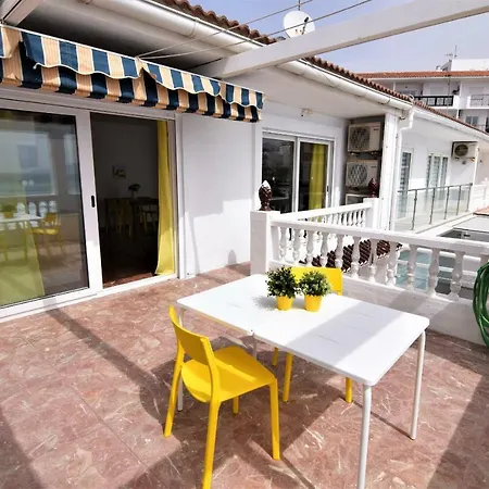 Casa Cava, C Merida 7 * Nerja